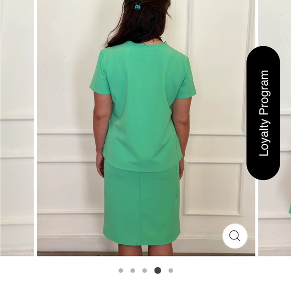 Surgical Green, C. Saucy Scrub Top, 3XL - Picture 4 of 6